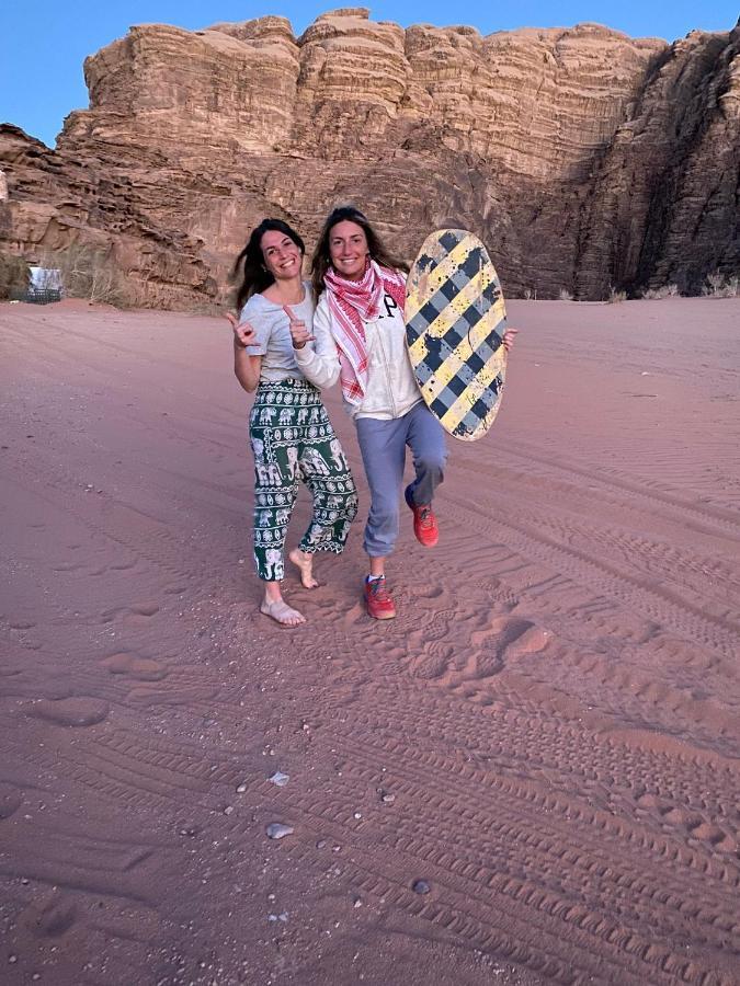 Rum Moon Luxury Camp Wadi Rum Eksteriør billede