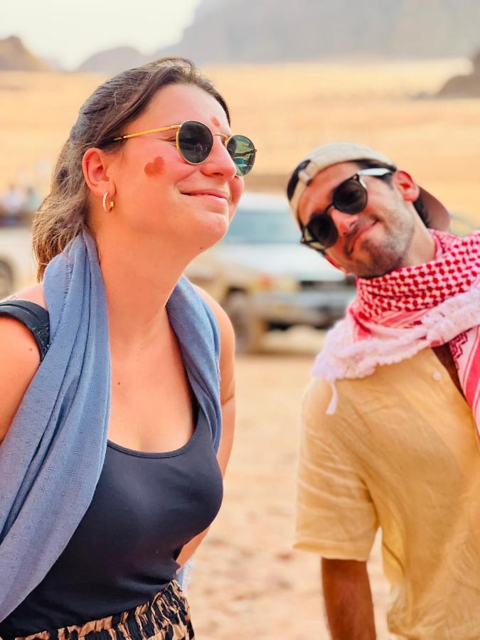 Rum Moon Luxury Camp Wadi Rum Eksteriør billede