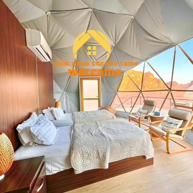 Rum Moon Luxury Camp Wadi Rum Eksteriør billede