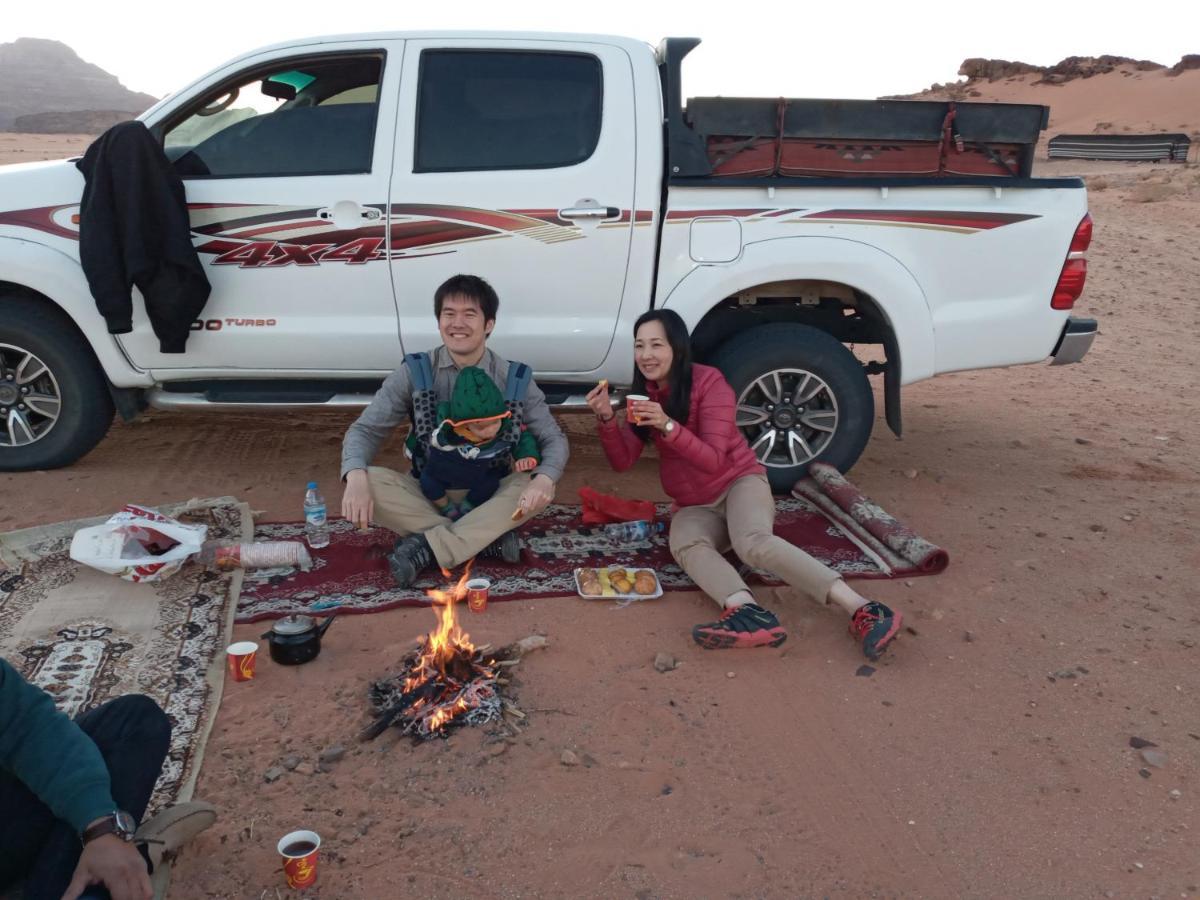Rum Moon Luxury Camp Wadi Rum Eksteriør billede